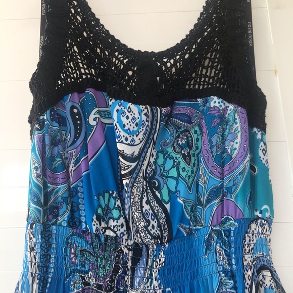 Long Dress - Picture 3 of 3